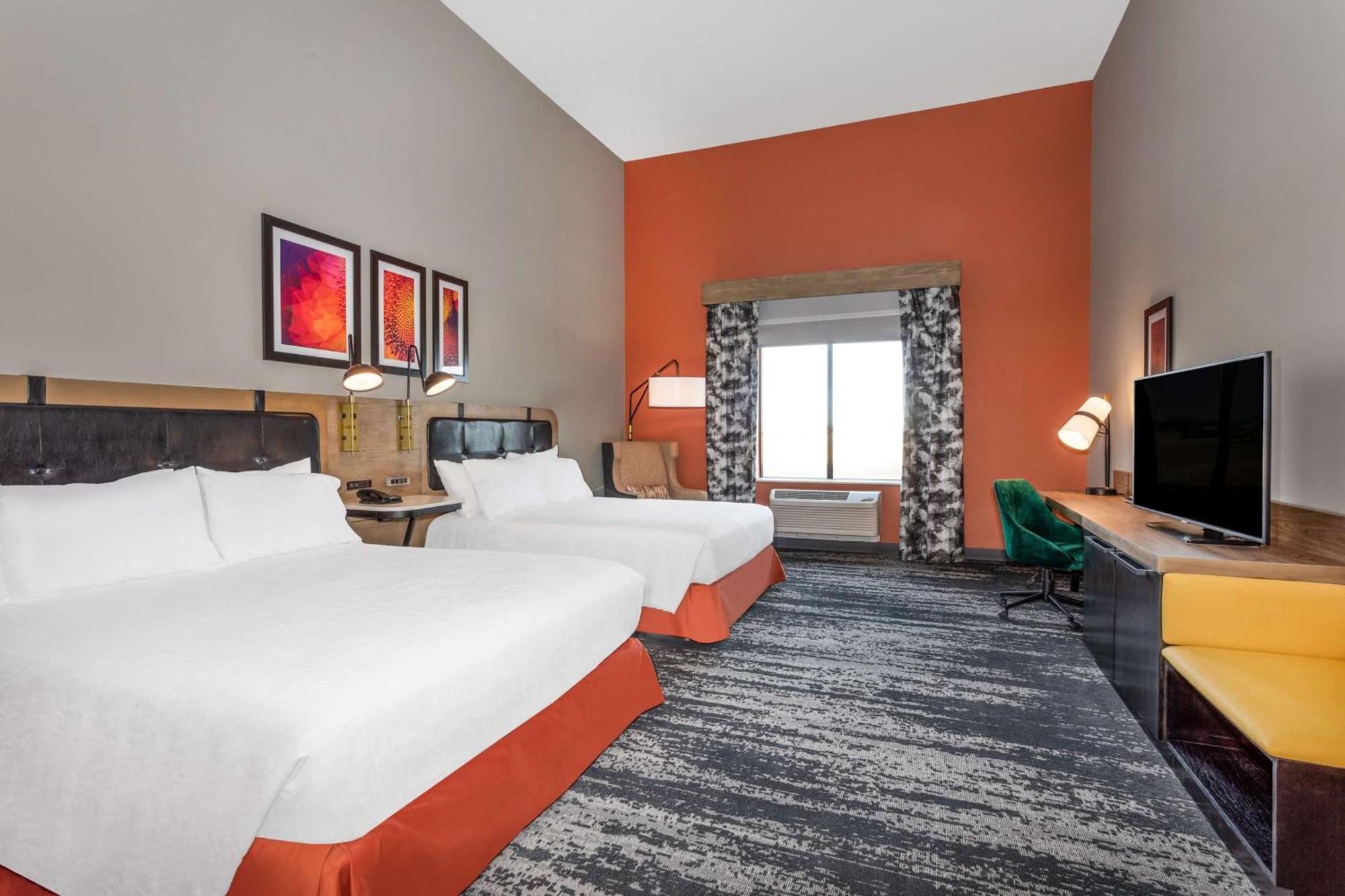 Hilton Garden Inn Hays, Ks Esterno foto