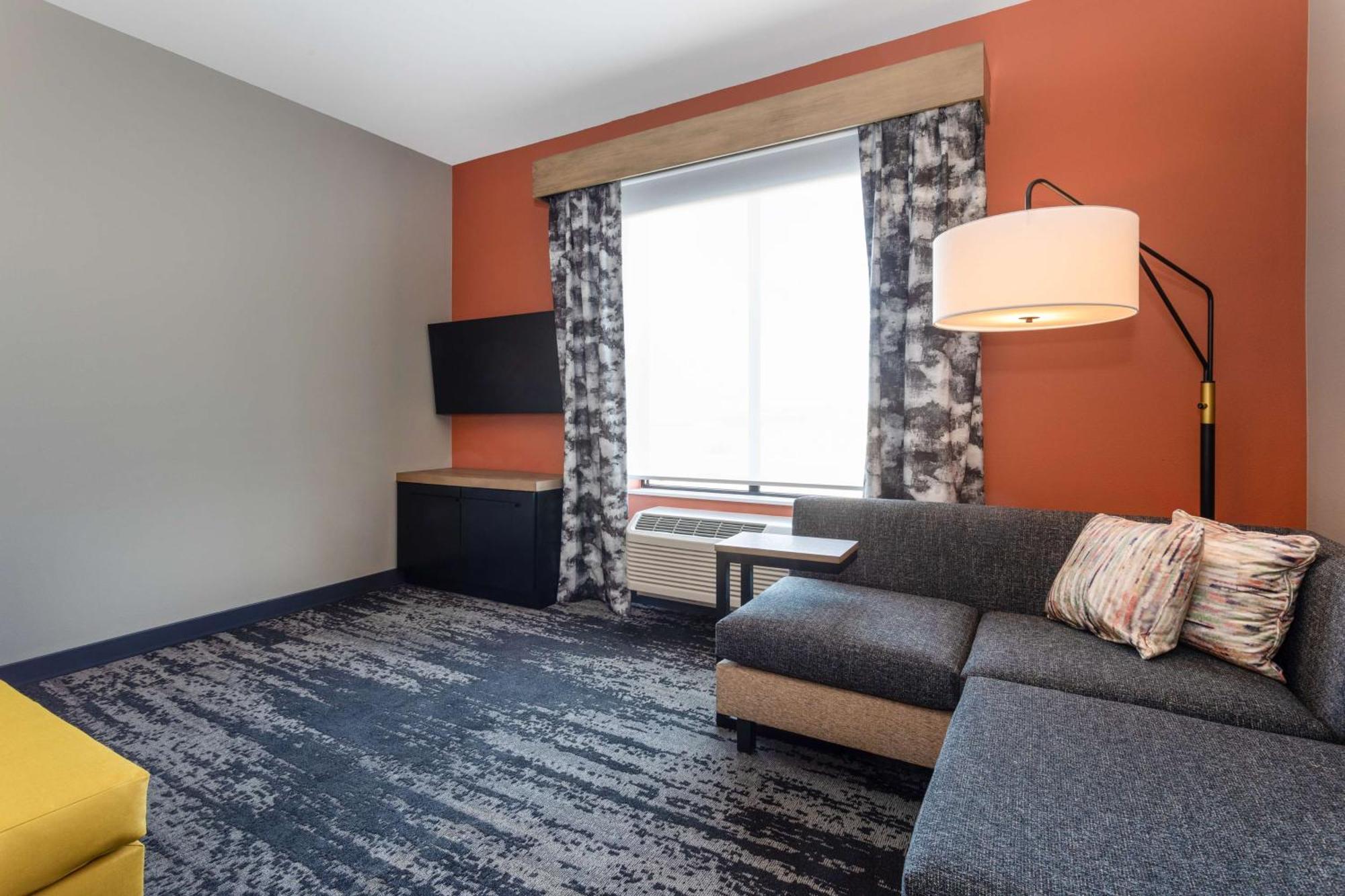 Hilton Garden Inn Hays, Ks Esterno foto